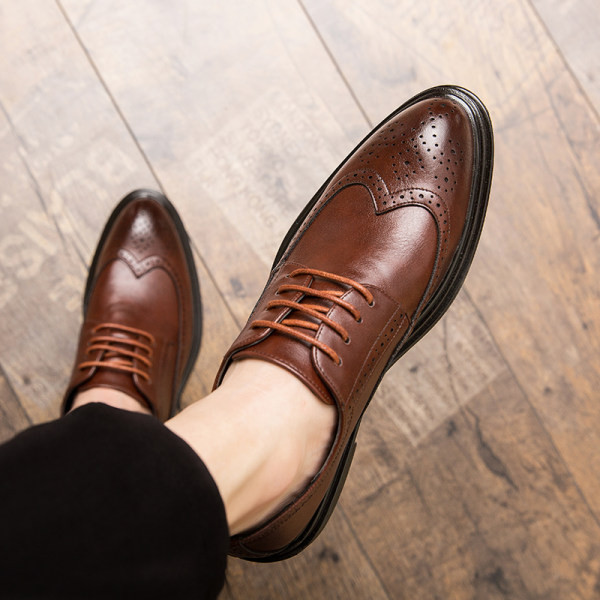 Svinīgi apavi no eko ādas