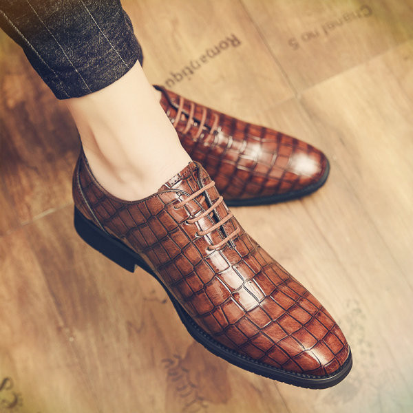 Elegáns férfi cipő - két színben