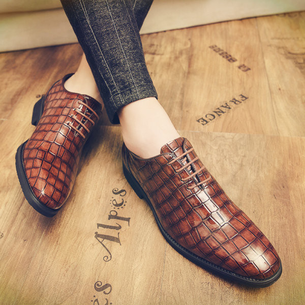 Elegáns férfi cipő - két színben