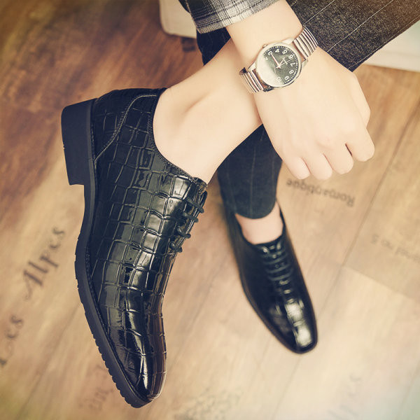 Elegáns férfi cipő - két színben