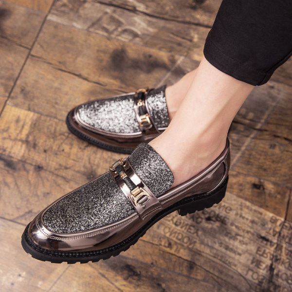 Modes vīriešu apavi ar biezu dibenu