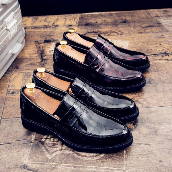 Vīriešu formāli apavi ar dažādu rakstu