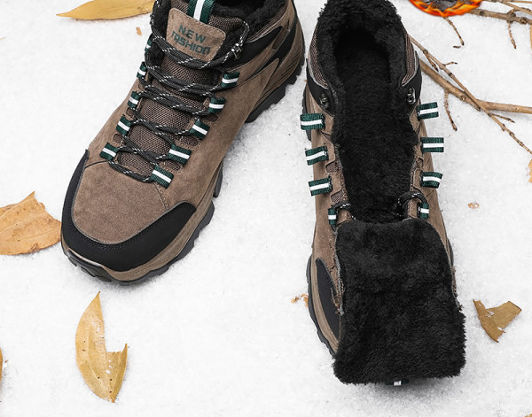 Téli tornacipő béléssel, sportmodell