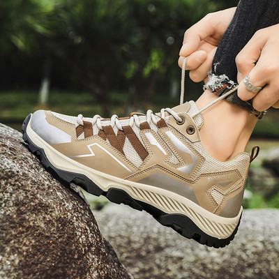 Vízálló fűzős túrabakancs férfiaknak