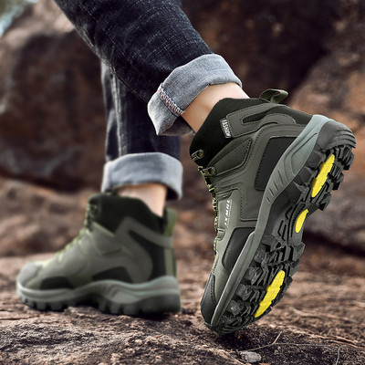 Νέο μοντέλο παπούτσια πεζοπορίας με αντιολισθητική σόλα