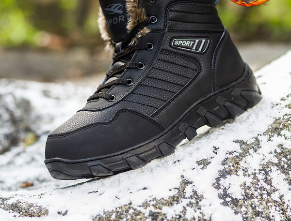 Vīriešu ziemas pārgājienu zābaki ar oderi