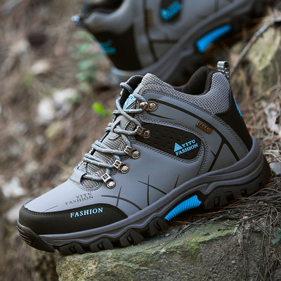 Téli túrabakancs béléssel és fűzővel