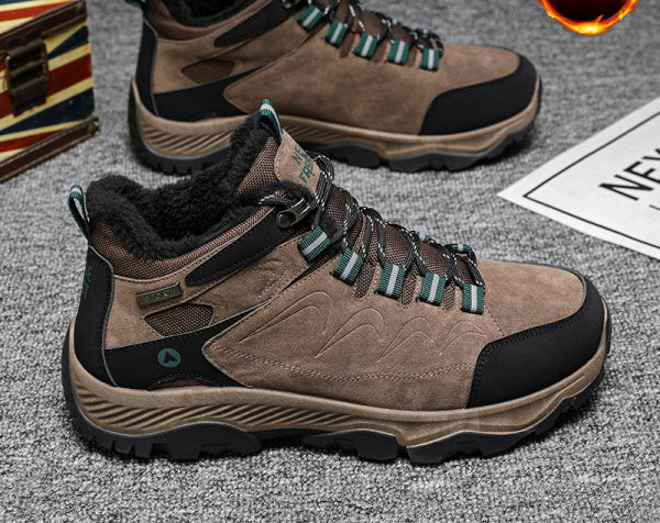 Ziemas pārgājienu zābaki ar biezu oderi un šņorēm