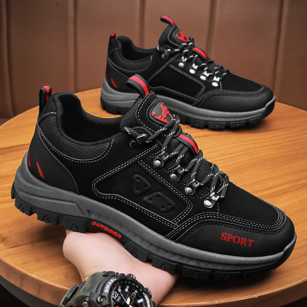 Téli vízálló cipő fűzővel