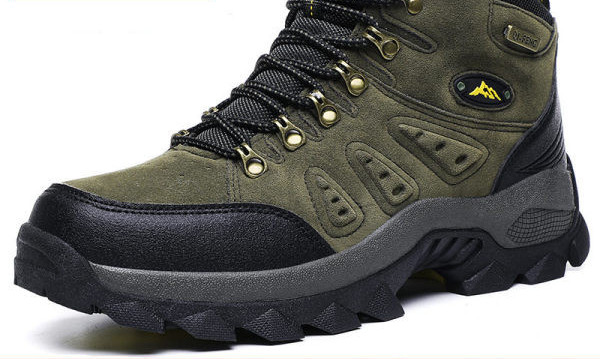 Χειμερινές μπότες πεζοπορίας με κορδόνια