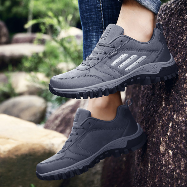 Vīriešu neslīdoši pārgājienu zābaki