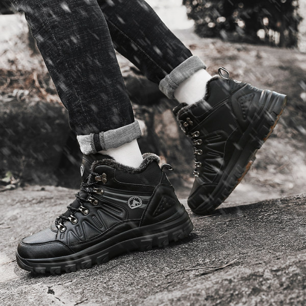 Мъжки ежедневни боти от еко кожа с подплата 