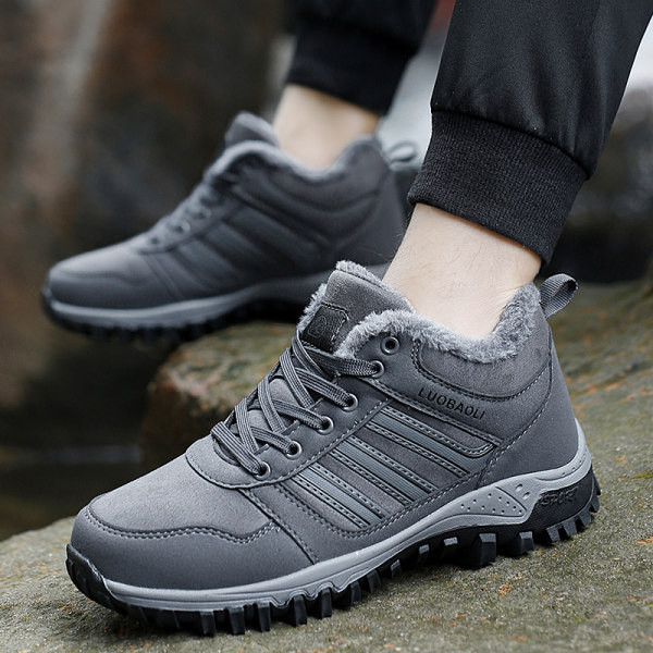 Vīriešu ziemas polsterēti pārgājienu zābaki ar uzrakstiem un šņorēm