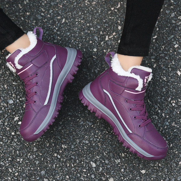 Χειμερινές μπότες πεζοπορίας από οικολογικό δέρμα με κούμπωμα και φόδρα με velcro