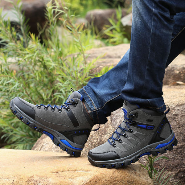 Új modell fűzős túracipő - férfiak és nők számára egyaránt