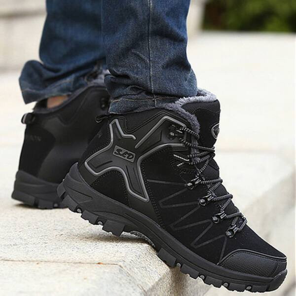 Téli túrabakancs béléssel