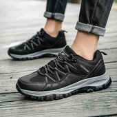 Neslīdoši pārgājienu apavi ar šņorēm