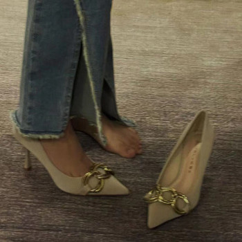 Модерни дамски заострени обувки с висок 8см ток