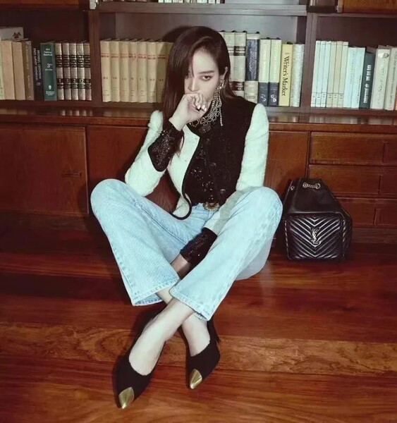 Sarkú női formális cipő