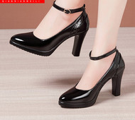 Modernas sieviešu kurpes ar sprādzi un augstu 11cm papēdi