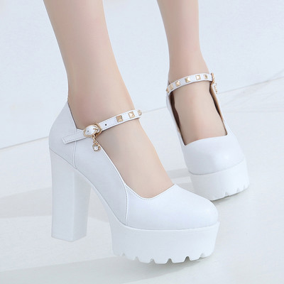 Bőr cipő magas sarkú 11 cm-es fém szegecsekkel nőknek