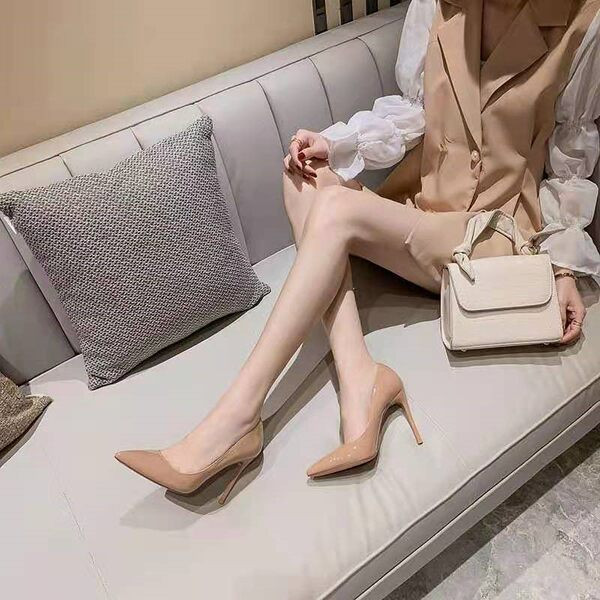 Elegantas sieviešu smailas kurpes ar augstu 10cm papēdi