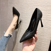 Modernas ādas kurpes ar augstu plānu papēdi 9cm