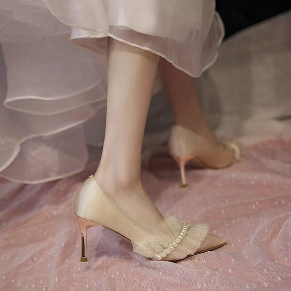 Ženske cipele sa čipkom u dvije boje