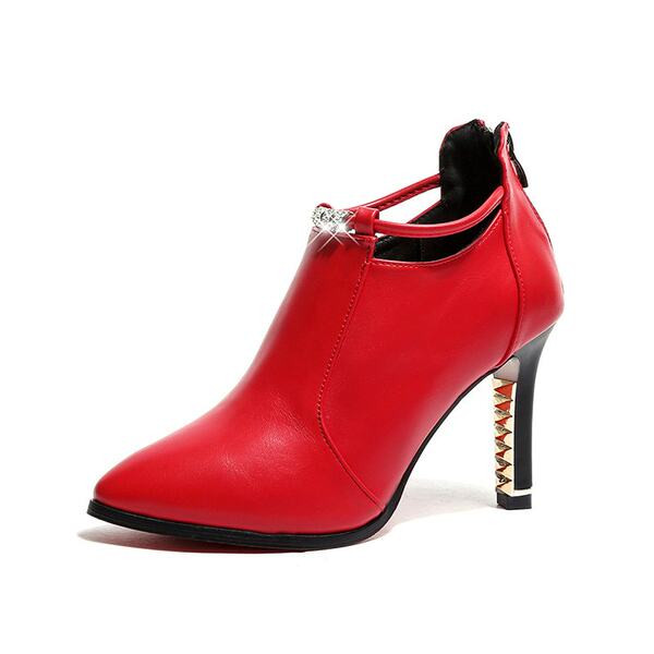 Modern női bőrcsizma fekete és piros színben