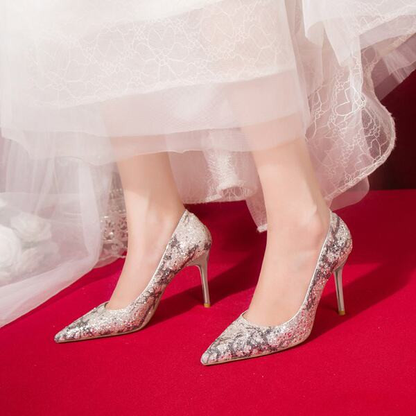 Sieviešu modernas smailas kurpes ar augstu plānu papēdi 8cm