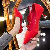 Eleganti sieviešu apavi ar papēdi trīs krāsās