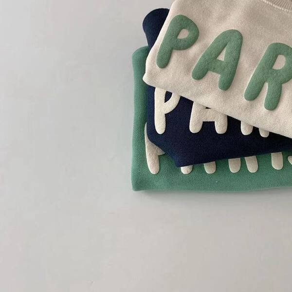 Baba téli blúz felirattal