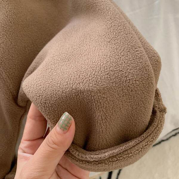 Kétrészes baba polár öltöny cipzárral és nyomattal