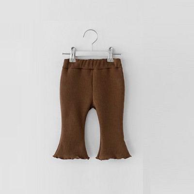 Zīdaiņu piegriezuma bikšu modelis