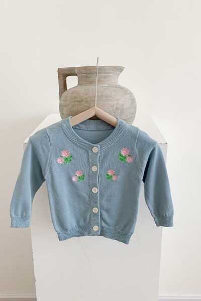 Bērnu ziemas jaka ar izšuvumu