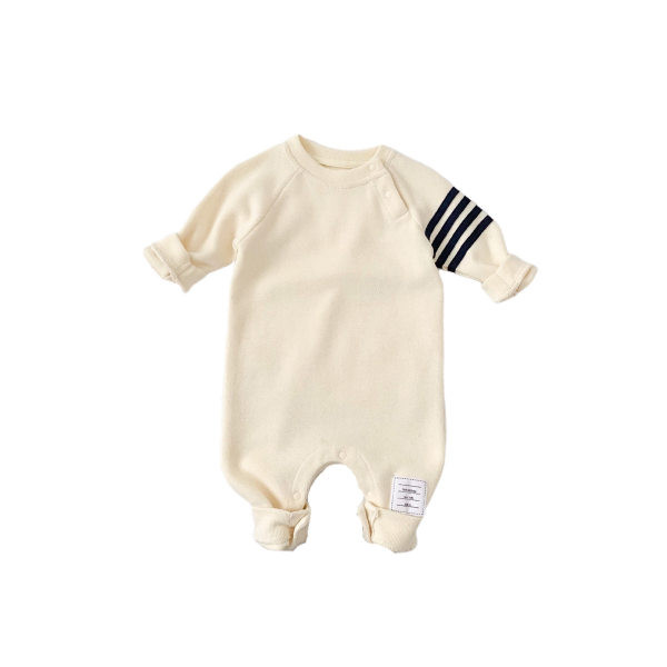 Ziemas kombinezons mazulim ar garām piedurknēm un pogām