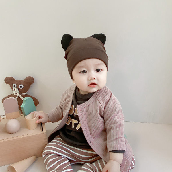 Téli baba kardigán gombokkal