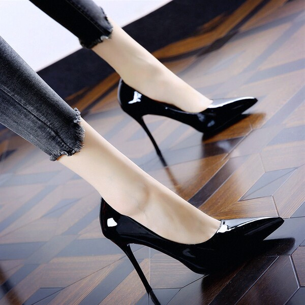 Sieviešu formālas ādas apavi