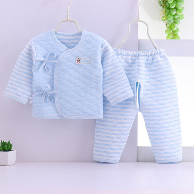 Kūdikio dviejų dalių rinkinys su kaklaraiščiais ir spauda