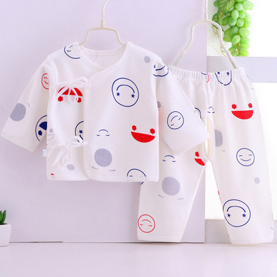 Kūdikio dviejų dalių rinkinys su kaklaraiščiais ir spauda