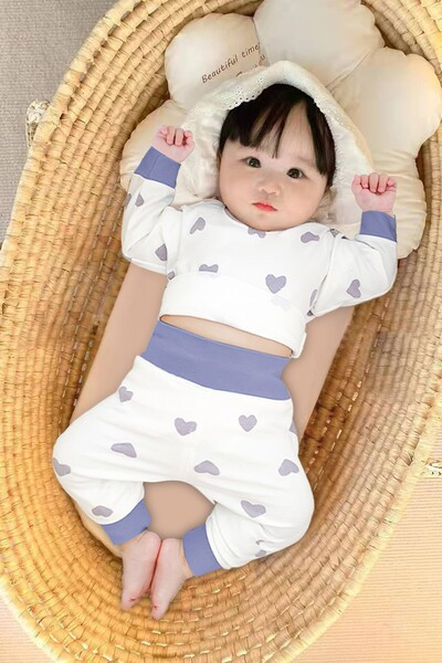 Beebi fliisist kaheosalised püksid ja trükiga pluusikomplekt