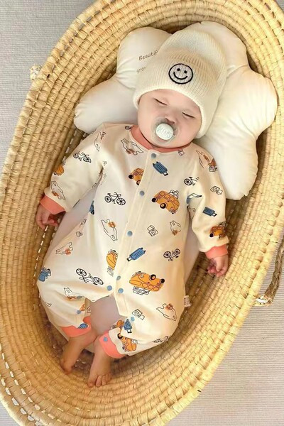 Hlapnice za bebe ležernog uzorka s printom i gumbima