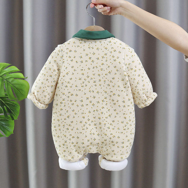 Βρεφική  καπιτονέ ολόσωμη φόρμα  με στάμπα και κουμπιά