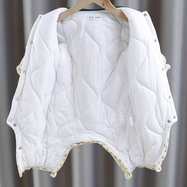 Βρεφική  καπιτονέ ολόσωμη φόρμα  με στάμπα και κουμπιά