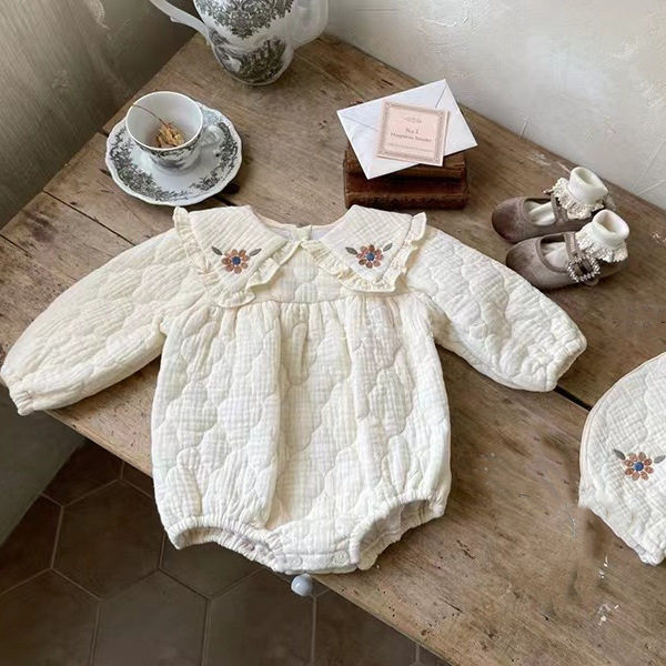 Kislány szett hímzéssel