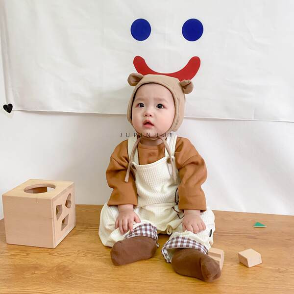 Mazuļa kombinezons ar blūzes un lāča apdruku