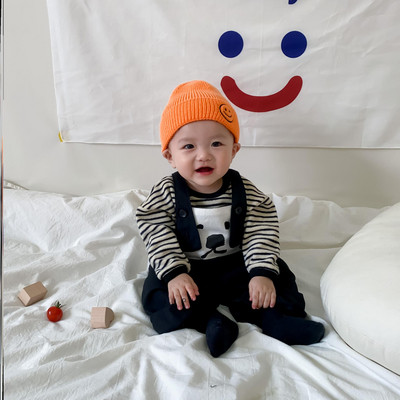 Бебешки гащеризон и блуза с апликация за момчета