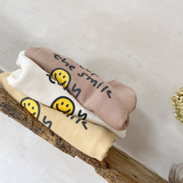 Bērnu bodijs ar apdruku ar garām piedurknēm