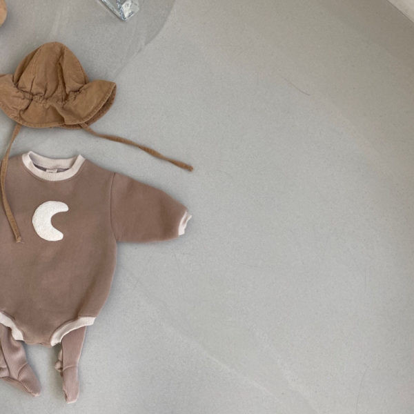 Ikdienas bērnu bodijs ar garām piedurknēm