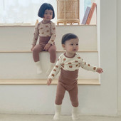 Dječji dvodijelni set hlača i bluze s printom medvjeda